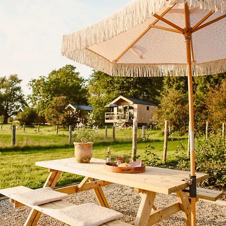 Boutiquehotel & Tiny Plek17 Milsbeek