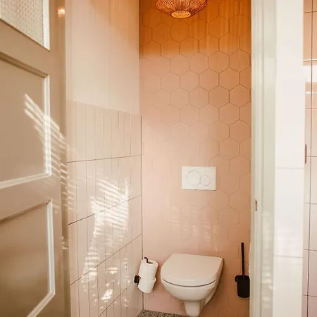 فندق مبيت وإفطار Boutiquehotel & Tiny Plek17