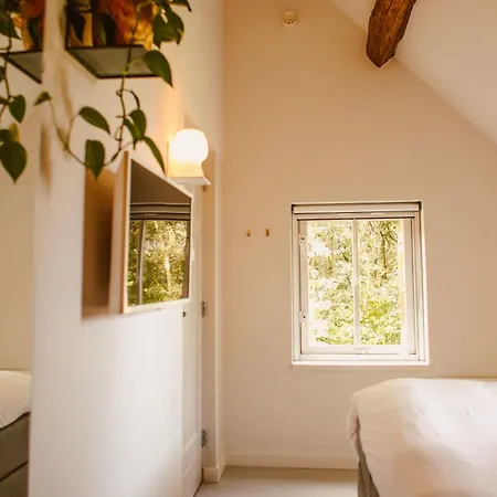 לינה וארוחת בוקר Boutiquehotel & Tiny Plek17