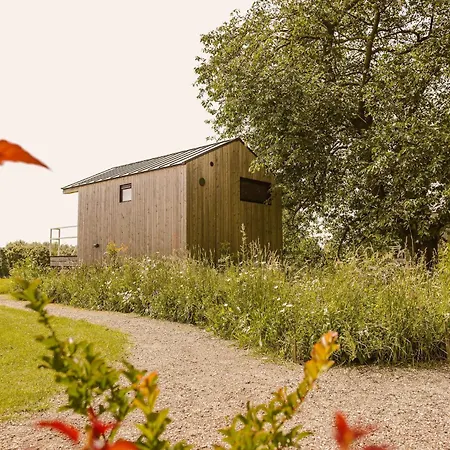 Boutiquehotel & Tiny Plek17 Bed & Breakfast