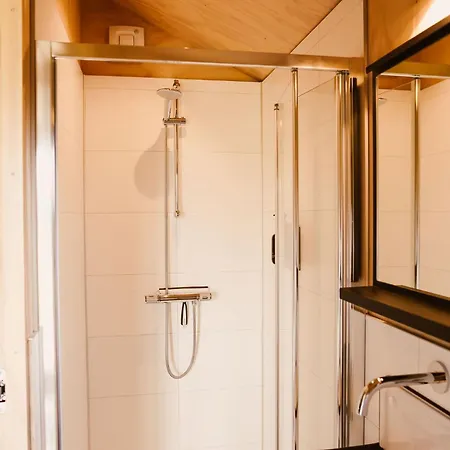 فندق مبيت وإفطار Boutiquehotel & Tiny Plek17