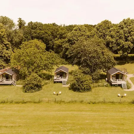 Boutiquehotel & Tiny Plek17 ベッド・アンド・ブレックファスト Milsbeek