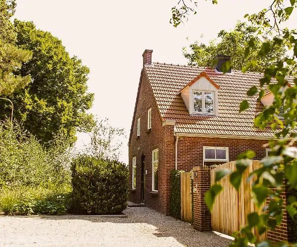 Boutiquehotel & Tiny Plek17 Bed and breakfast