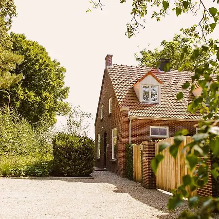 Boutiquehotel & Tiny Plek17 Bed & Breakfast